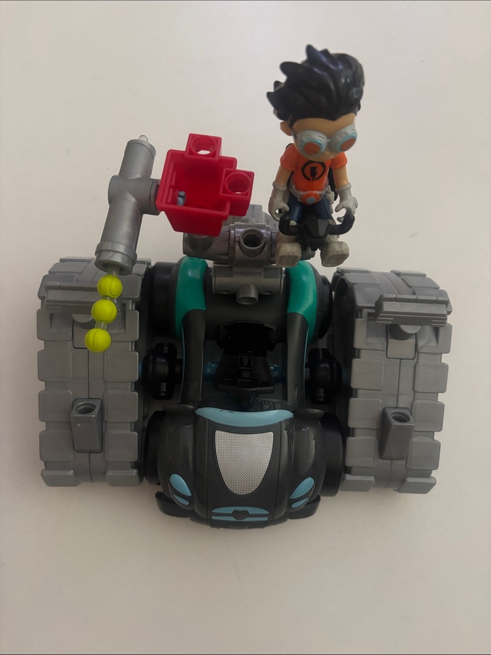 Rusty Rivets - Blaster Tank - Picture 5 of 8
